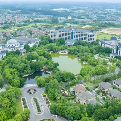 眉山彭山恆大酒店（黃龍溪古鎮店） 鄰近中法科學園教堂的酒店