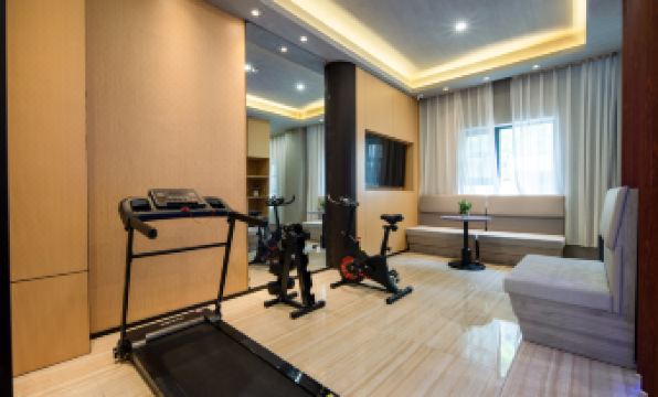 R ROYALSS HOTEL (Jiuzhaigou Valley Scenic and Historic Interest Area Tourist Center)