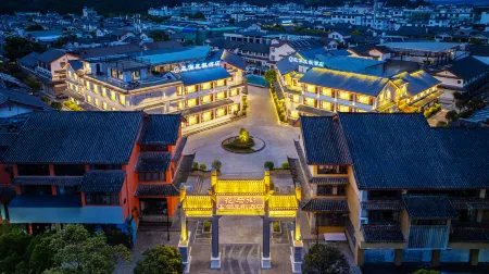 Yali Snow Mountain Scenic Resort Hotel (the Old Town of Lijiang Dashuiche Store)