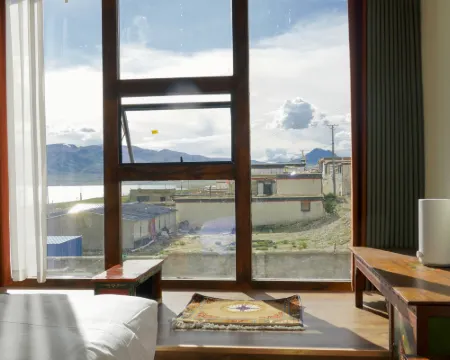 Nacang Zhuomu Manor Hotels in Nyima