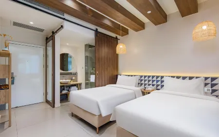 Ou Xia Mediterranean Hotel (Shanghai Xinzhuang Subway Station North Square Branch)