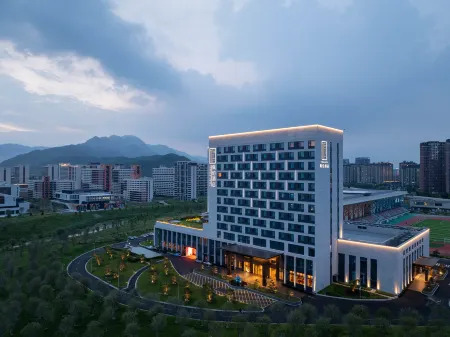 pernulo hotel Отели рядом с достопримечательностью «Qijiang Normal College (Qishan Campus)»