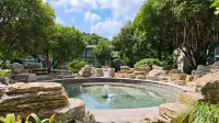 La Quinta by Wyndham Suzhou Yangshan - Hot Springs