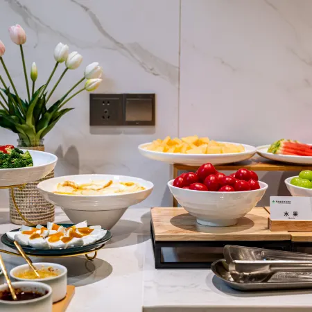 GreenTree Inn Smart Choice Hotel (Wuhan Hankou Railway Station Branch) Отели рядом с достопримечательностью «Вокзал Ханькоу»