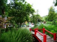 Putuoquan Hot Spring Resort Hotels in Eryuan
