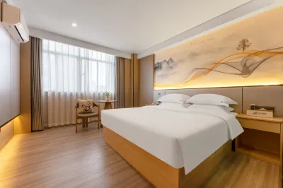 Charming Hotel
