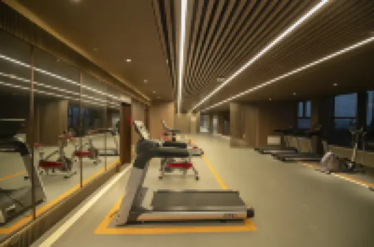 Xingyu Hotel (Dalian Wanda Commercial Street Zhongtian Yunjing)