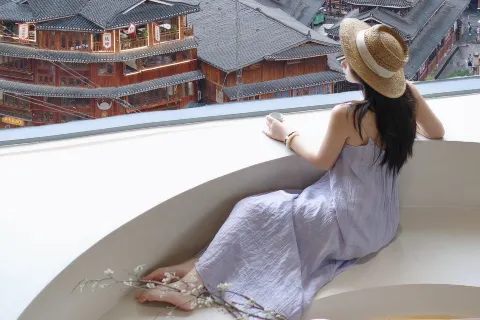 밸리 오브 더 윈드 · 클라우드 인