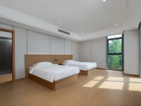 Pudding Yanxuan Hotel (Yancheng Dongtai High speed Railway Station Branch) Hotels in Dongtai