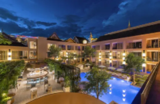 Puxuan Hotel (Xishuangbanna Jinghong Gaozhuang Xishuangjing Starlight Night Market Branch)​