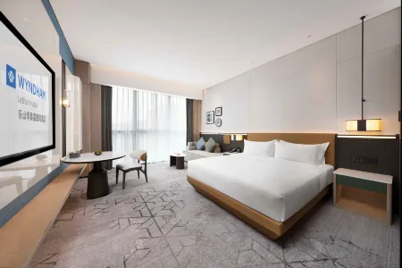 Wyndham Leshan Huatai