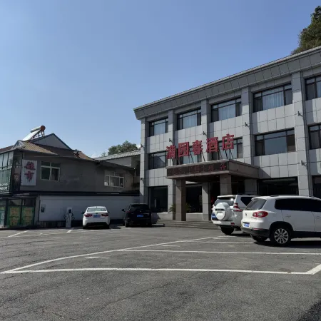 Manyuanchun Hotel