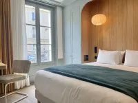 Hotel Casimir Paris Hotels near Avenue des Champs-Élysées