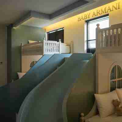 Armani House By Bridge Retreats Rooms