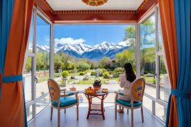 Ma Ti Temple Wolong Villa