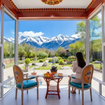 Ma Ti Temple Wolong Villa