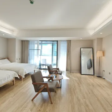 QiYa Guesthouse (Sanlitun Shimao Gongsan )