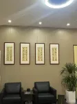 Shenzhou Qipan Hotel (Luohe Heshangjie Ancient Town)