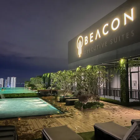 Georgetown Beacon Executive Suite 9-10pax | Amazing SkyPool Отели рядом с достопримечательностью «Особняк Саффолк-хаус»