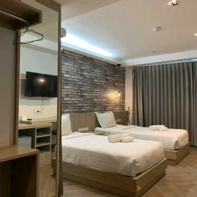 烏汶叻差他尼168套房酒店 鄰近Huai Muang的酒店