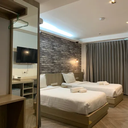 168 Studio Hotel Ubon Ratchathani Отели рядом с достопримечательностью «Муниципалитет Убонрачатхани»