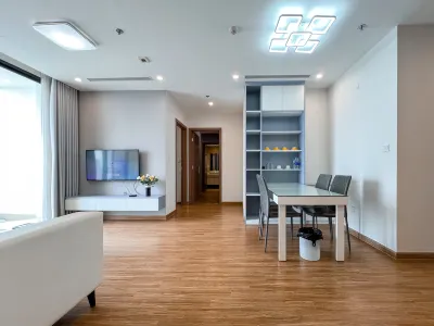อพาร์ทเมนท์หรูในวินโฮมส์ สกายเลค โรงแรมใกล้Song Da Building CT5 Me Tri