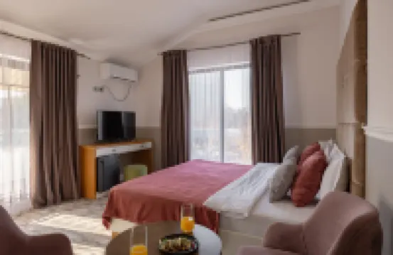 Mountain View Boutique hotel Hotel berhampiran Kazakhfilm Movie Studio