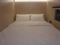 Napzbox Petaling Jaya Hotels near IKEA Mall