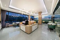 Starway Hotel (Zigong Huashang International City)