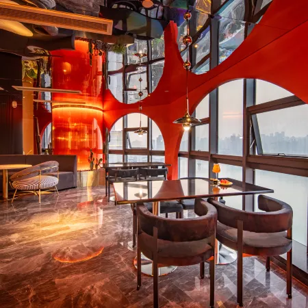 Holiday River View Hotel,Hongyadong,Jiefangbei,Chongqing