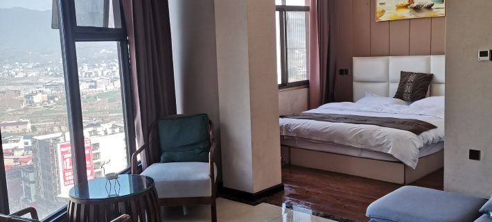 Longgupo Grand Hotel Hotels in Wushan County