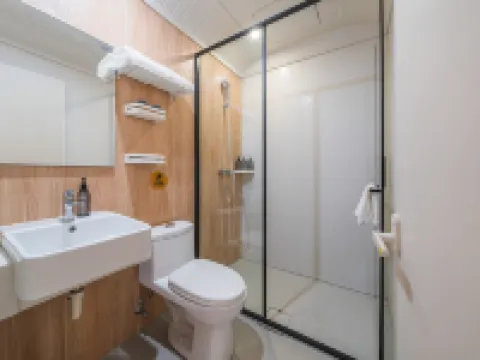 Atour Hotel (South Ring Road Sports Square Branch, Linyi County, Yuncheng City) Hotels in Linyi
