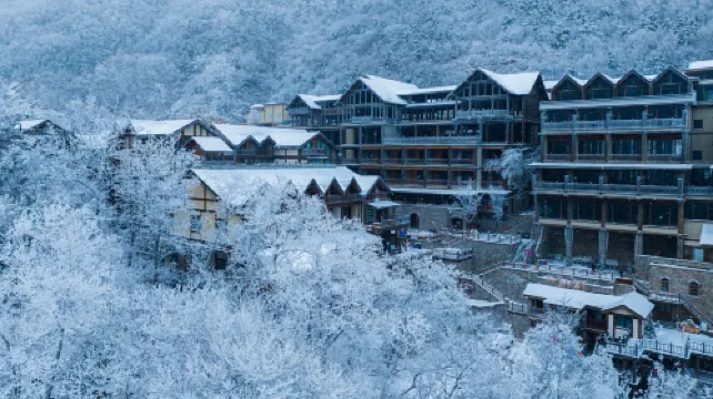 九如山諾漫堡生活情境酒店