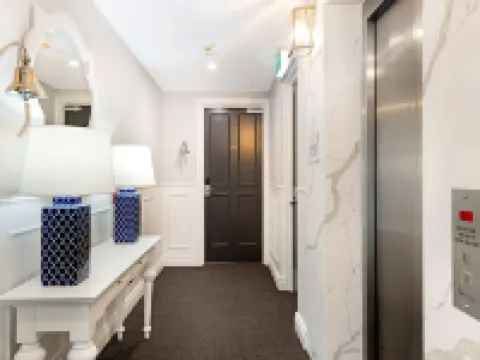 The Hamptons Apartments St Kilda Hotels near Monash University Caulfield Library