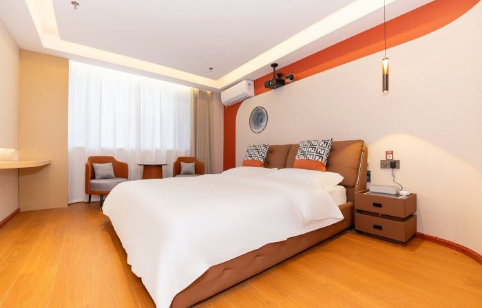 Qingzhen Zhumeng Holiday Hotel