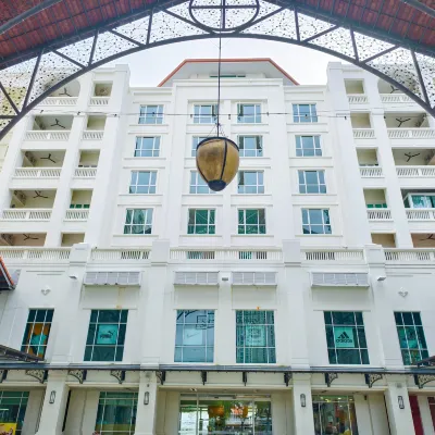 Family Retreat@Straits Quay_4Pax Hotels near Antarctic Snow World