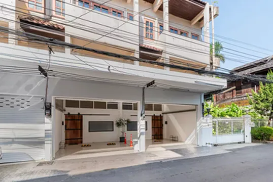 รูปภาพของ3BR House in Thapae l NightBazaar