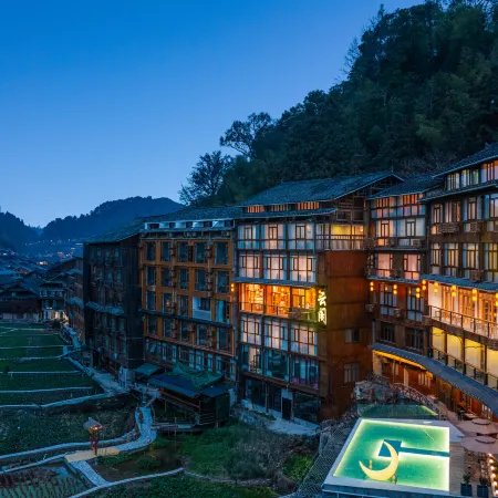 Yunge Holiday Hotel (Zhaoxing Dongzhai Landscape)
