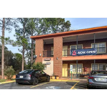 Studio 6 Suites Albany, GA