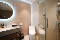 鉑曼酒店（通城中星天街店）