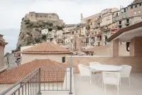 La Balza di Scilla - familiares