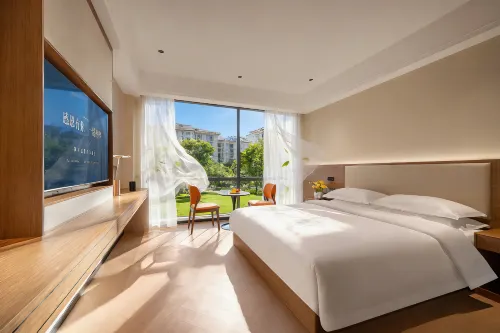 榕江楓樺麗致酒店（貴州村超足球場縣人民政府政務服務中心店）