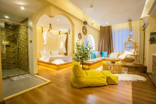 Muwan Homestay (Saint Sophia Cathedral)
