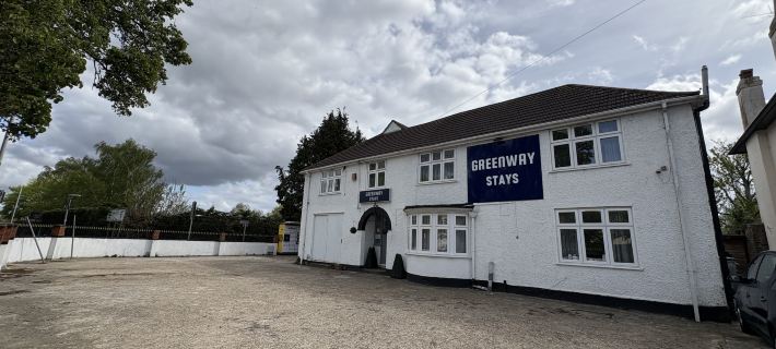 OYO Greenway Stays Hotels in Hillingdon