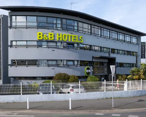 B&B Hotel la Rochelle Centre les Minimes Hôtels à : La Rochelle