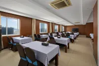 GeMei Hotel (Anqing Qianshan County Hospital Store)