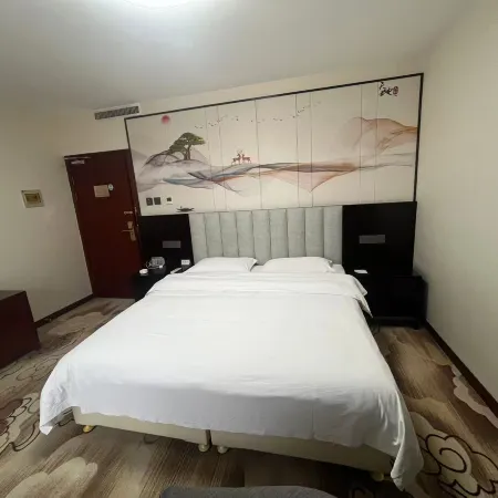 Lixian Qindu Hotel Hotéis em Condado de Li
