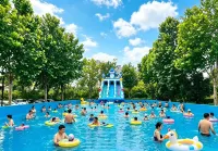 Xuchang Rebecca Furong Resort (Zhengxu Light Rail Furong Lake Station) - Family