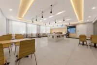 Yasheman Hotel (Qianjiang Lobster City)