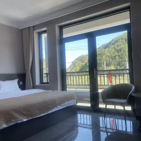 Tingfeng Jianshan Courtyard-Style Hotel